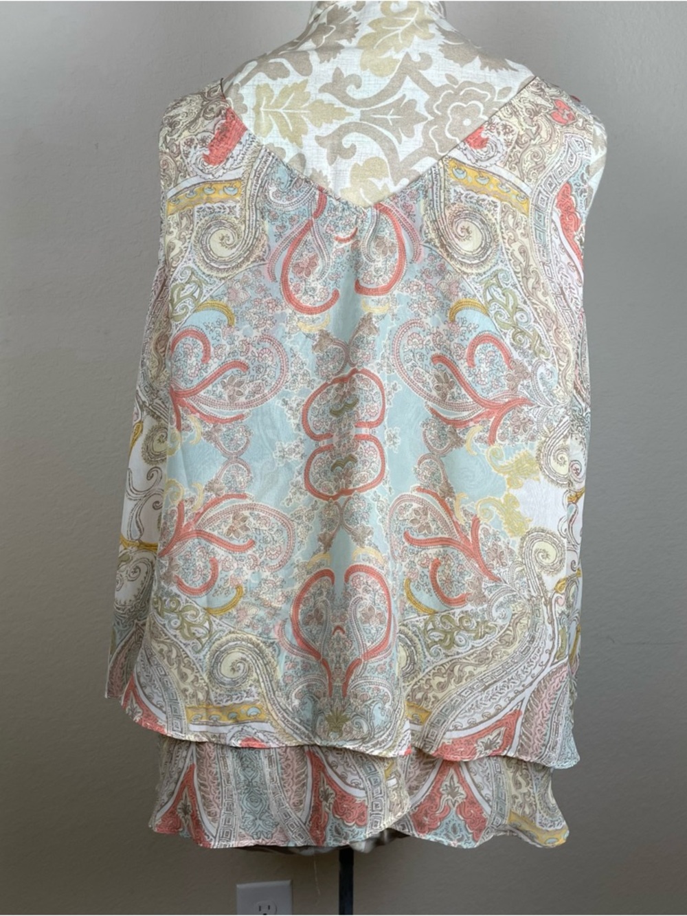 Lane Bryant Paisley Sleeveless Layered Top – Coral, Aqua & Cream - Sz 20